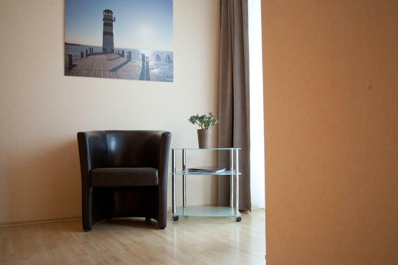 Haus Renee Bed & Breakfast Podersdorf am See Luaran gambar