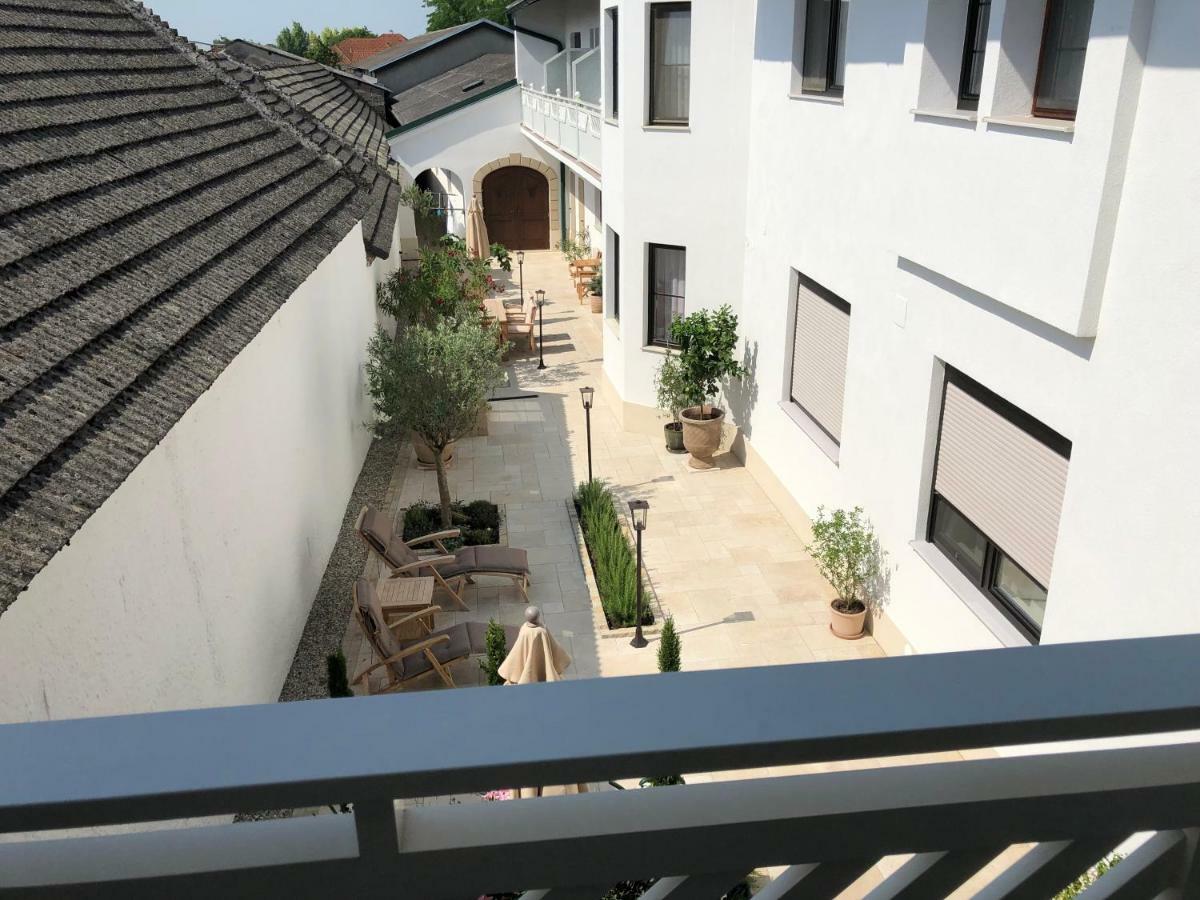 Haus Renee Bed & Breakfast Podersdorf am See Luaran gambar